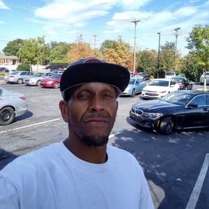 Meet your Posher, Lamont